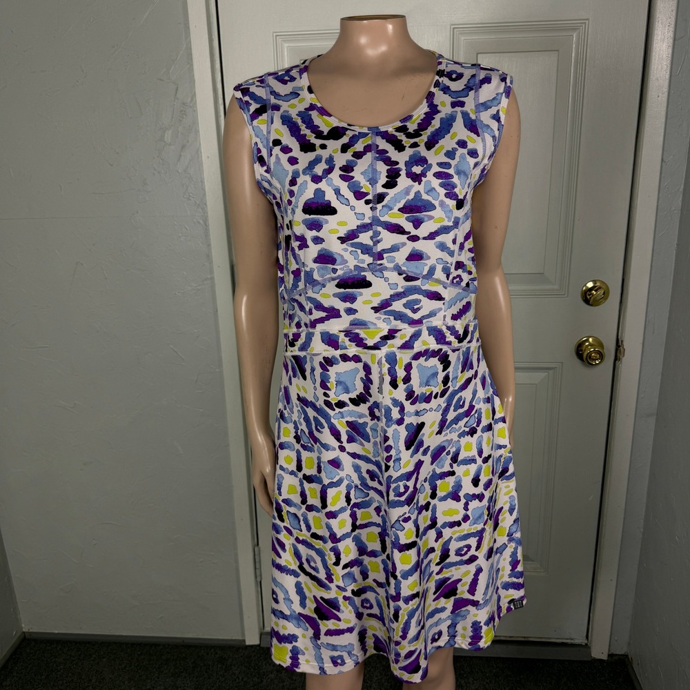 Title Nine Women's Dress Medium Athletic Pocket Granola Sleeveless Geometric DD4